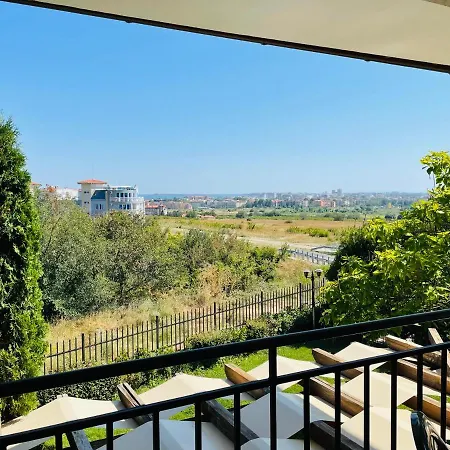 Doris Апартамент *